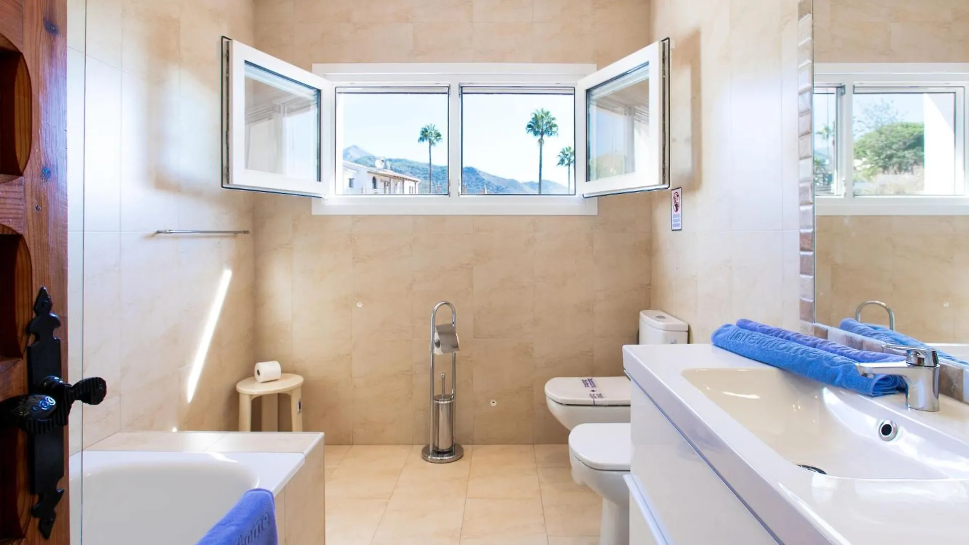 Villa Aries By Interhome Frigiliana